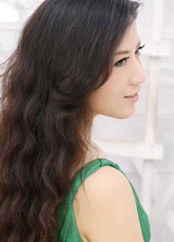 �����V������������Ѫ������ǰ�N�L�l�ռo��