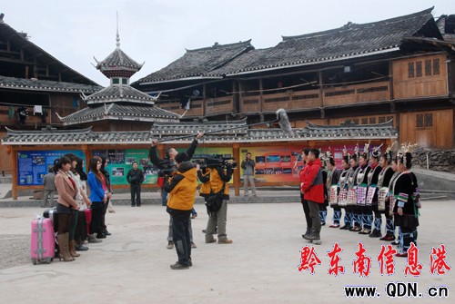 ���K�lҕ��Ó�f�������ڏĽ��Ĕz��Ŀ���D��