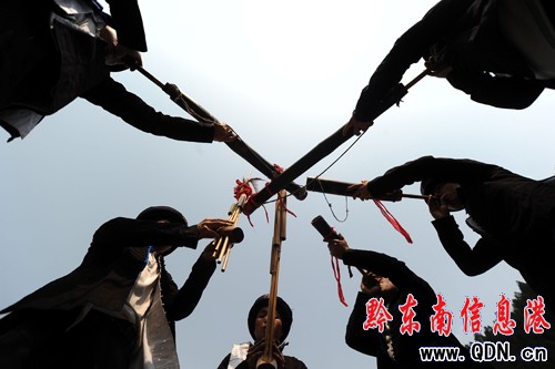 ��կ������Ⱥ���g�ȡ������������D��