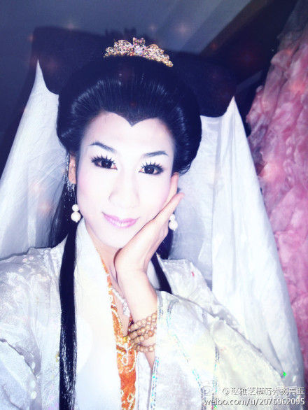 ��һλģ���ߗ�Ф��Ҳ�ǰV�ԡ������ӡ�