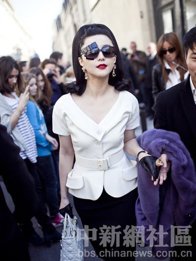 �Ї�����ǰ20����Ů�����ֻ��ʮ�ߣ��M�D��