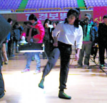 �ؑc�����נ���(d��ng)Ⱥ�� ����?z��)��T�n���Ĕz��(sh��)�r