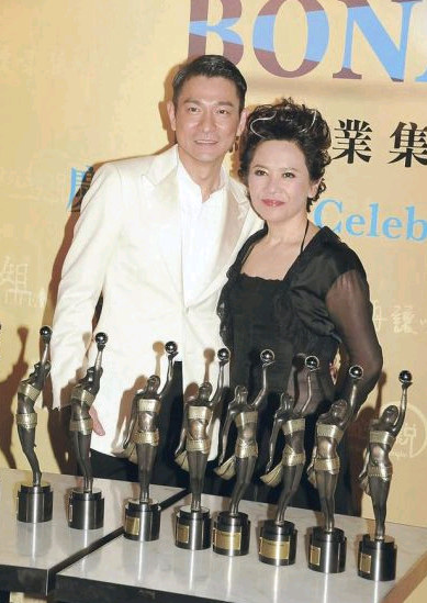 �����A��۱�ٝBB�\�ݺ� δ��ͣ�������Ŵ��a(ch��n)