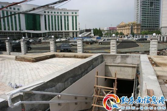 ��h���Fһ������ڽ��څ^������Ժ��(�D)