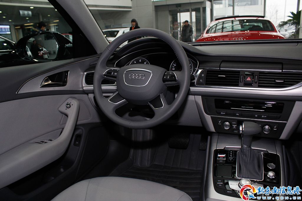 2012�� �W��A6L TFSI ���m��