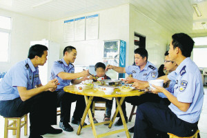 ���경�Ќ��Ҵ򹤸��H��170����  �I��·��