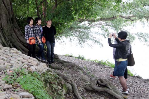 С�L���Ž�������կ�����翗 ��������4000�ο�