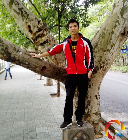 ����ǰ��M�������ͥ�x