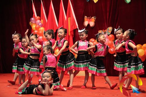 �׃��@��С�������ڱ��ݹ�Ŀ