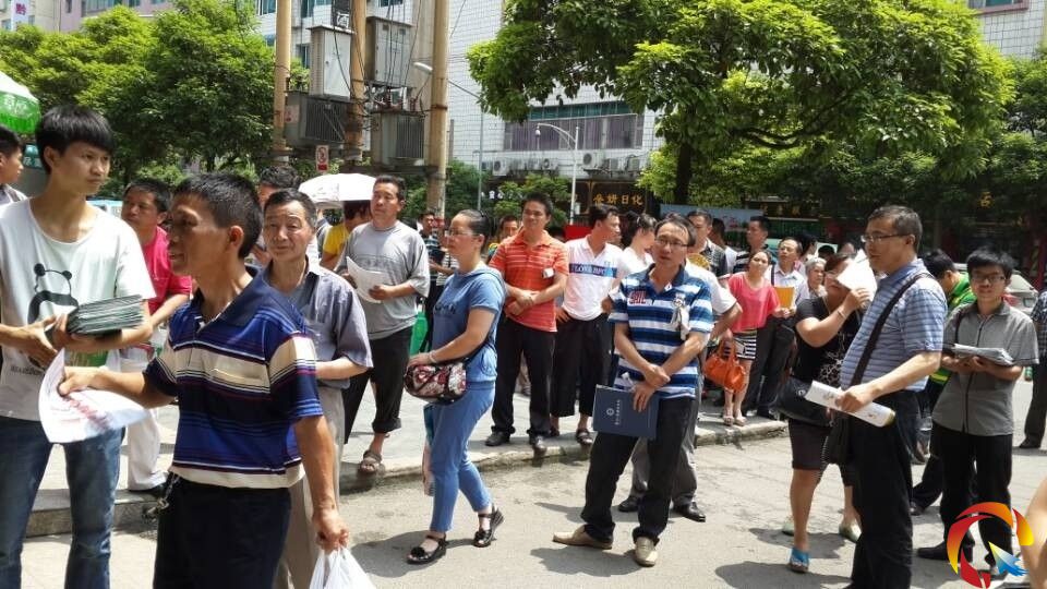 ���L픟����Ů