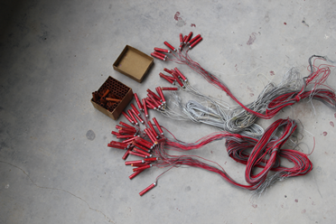 ���U���׹�