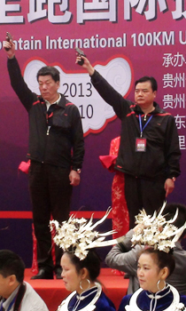 ����100������ľ�  �z