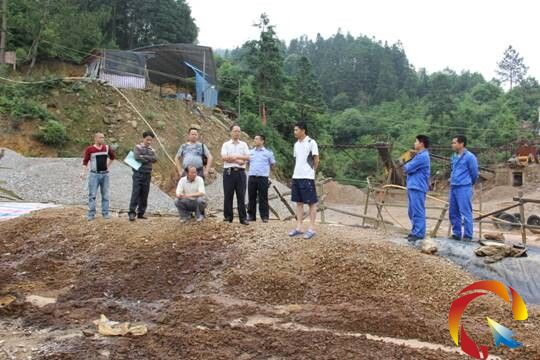 �Ľ���߅�l�M���_չ�Ƿ��ɵV�C�ψ̷�����Є�