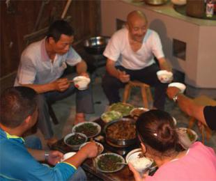 ���M�D���\���Ĵ�ͬ�Ð��Ͼ��� �ж�ӭ���(y��ng)