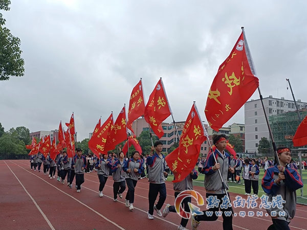 ���ֱ������