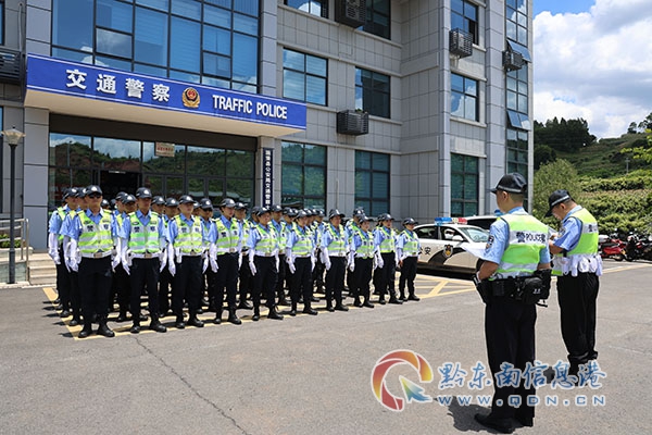 �����������Y